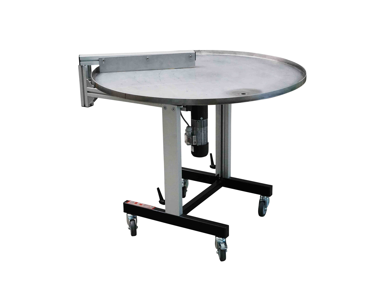 Accumulation table with mobile base frame