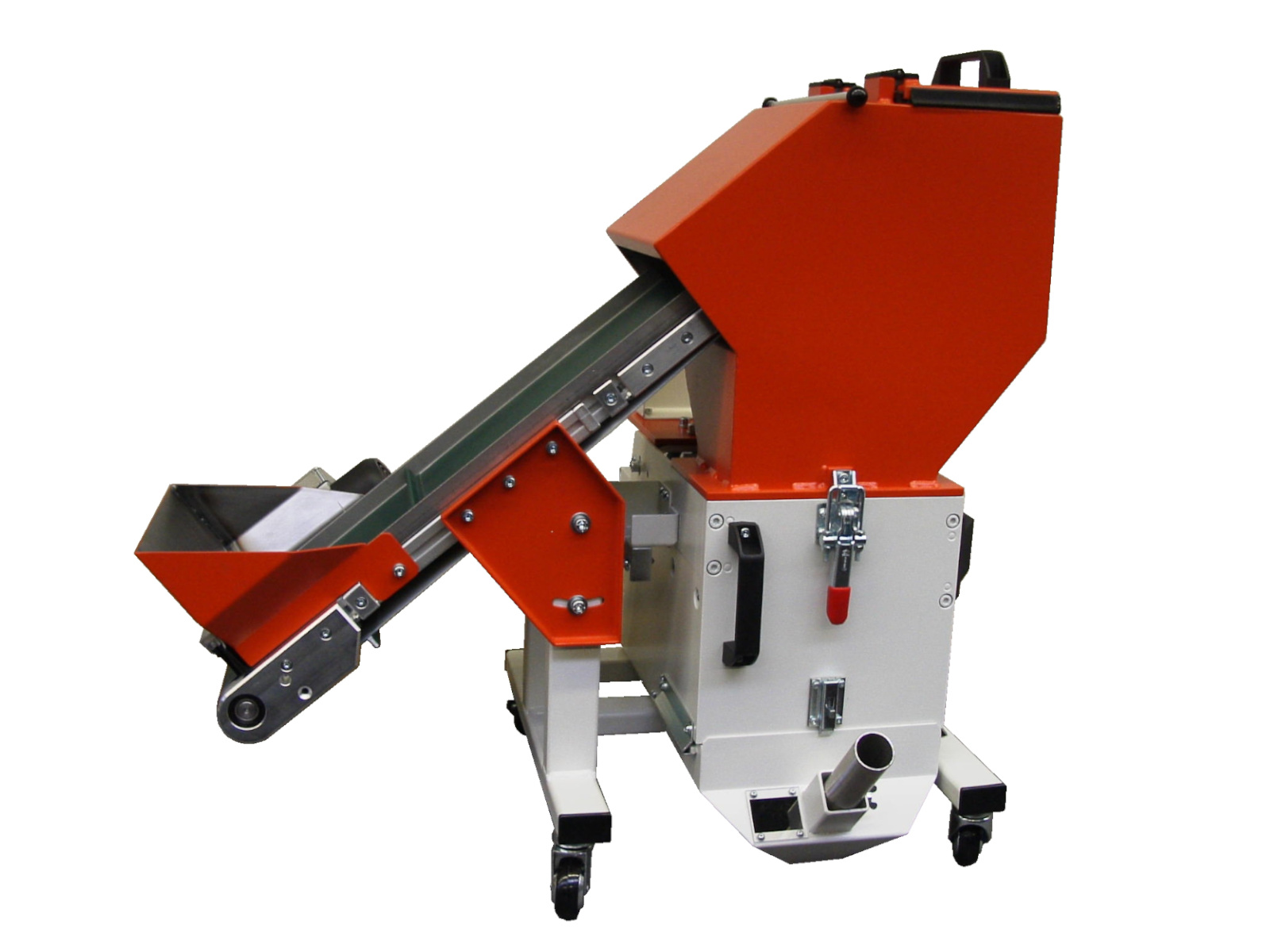 IL small conveyor with grinder and green cleated belt