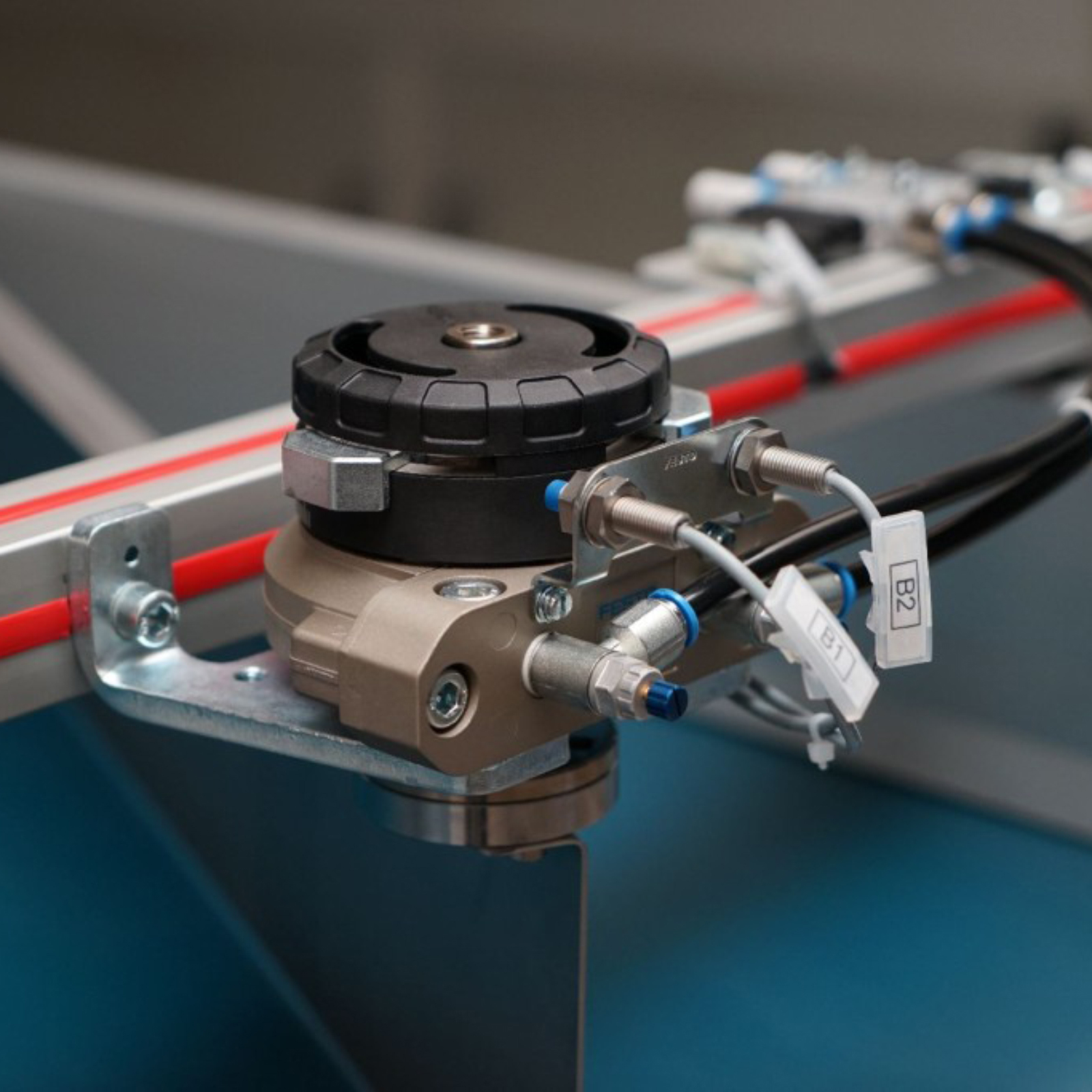 Details MTF Technik 
Hardy Schürfeld GmbH & Co. KG