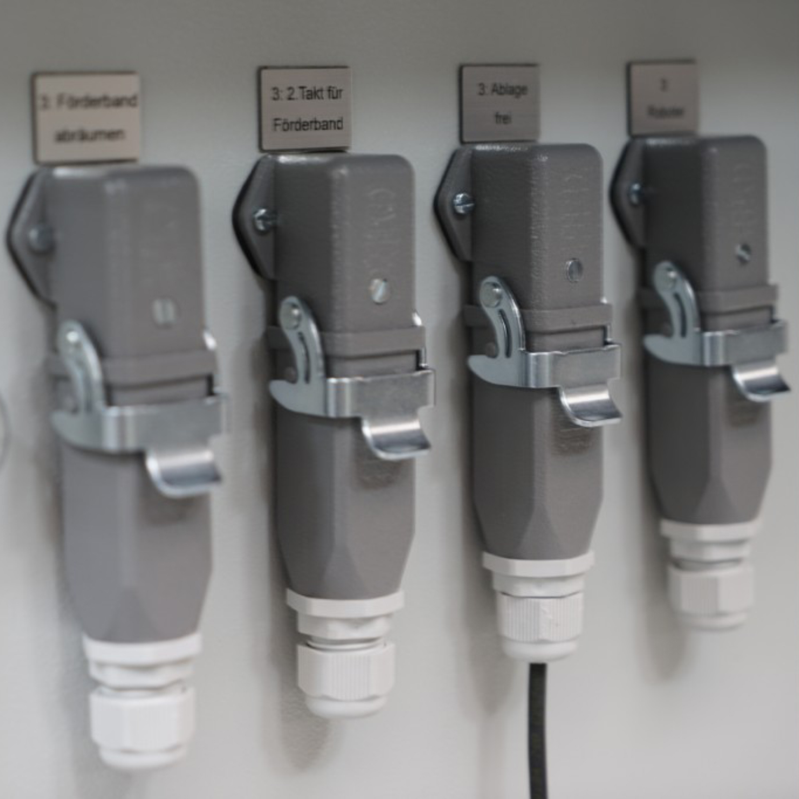 Details MTF Technik 
Hardy Schürfeld GmbH & Co. KG