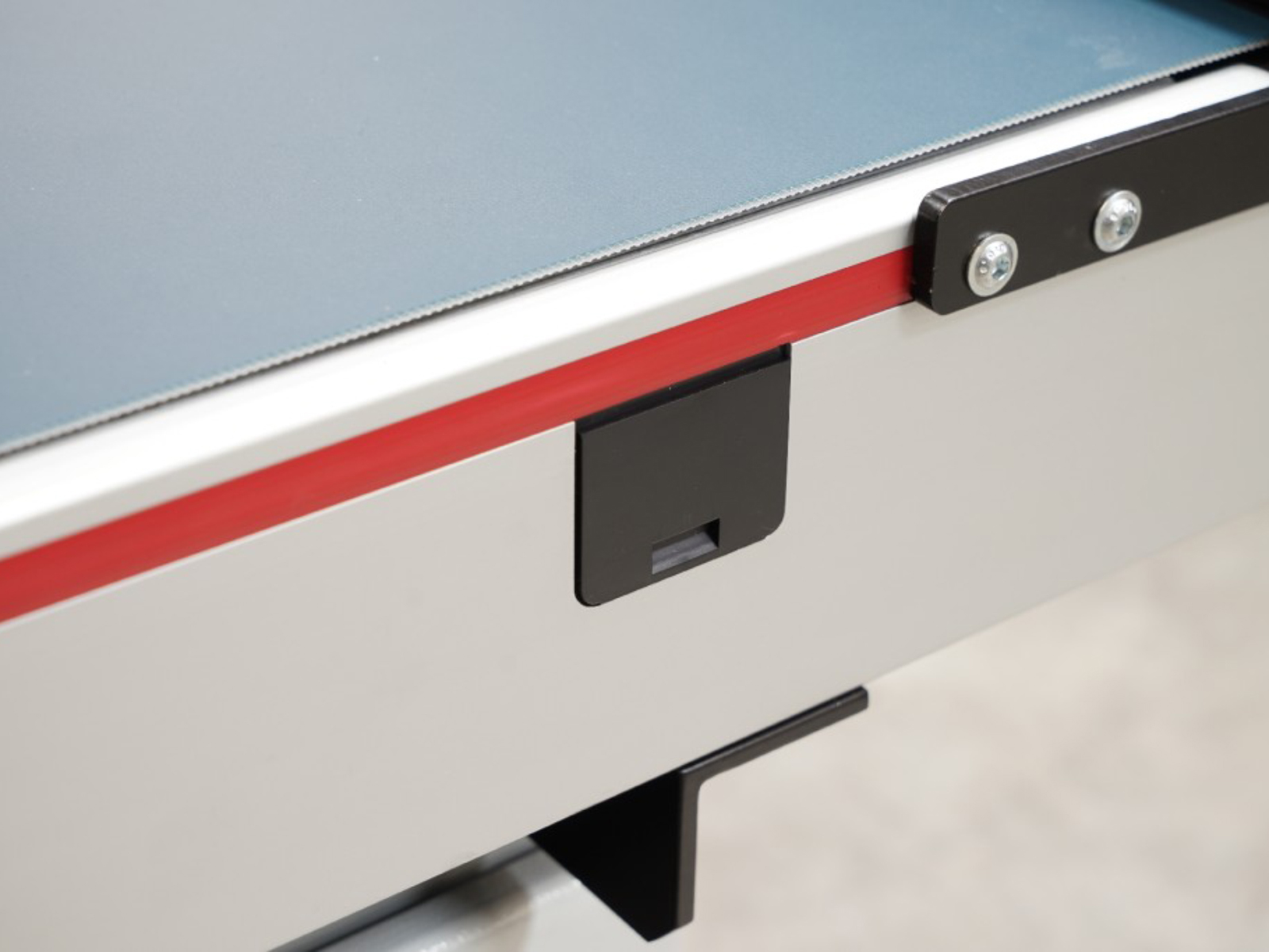 Belt Tensioner cover for conveyor belts