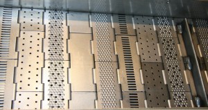MTF Technik - Steel Hinged Plate Conveyor
